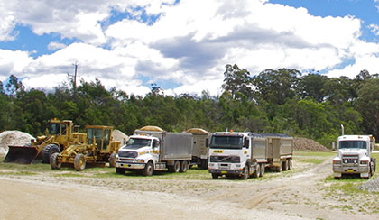 Fleet of tip trucks and prime mover